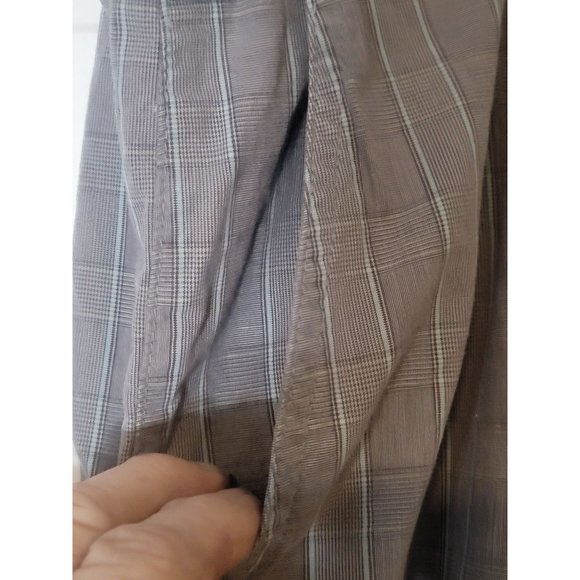 Eddie Bauer Flat Front Bermuda Shorts Gray Plaid Size 42 Men's - Picture 6 of 7